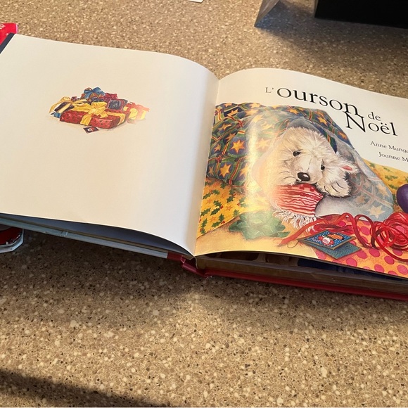 Bundle of 5 FRENCH Christmas Books - Picture 2 of 7